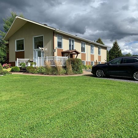 Aux Quatre Vents 4,5 Grand Logement Prive Lac-Mégantic Exteriör bild